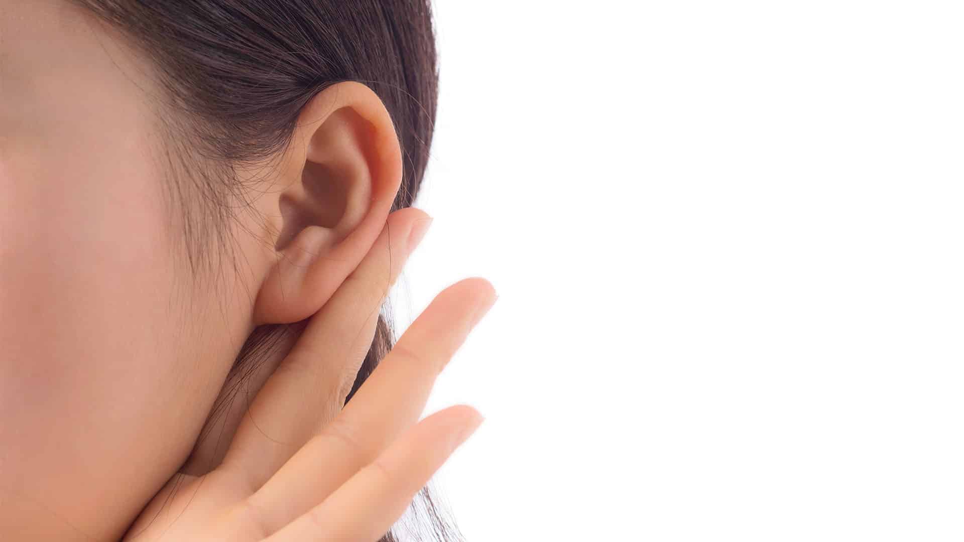 گوش در فال قهوه
