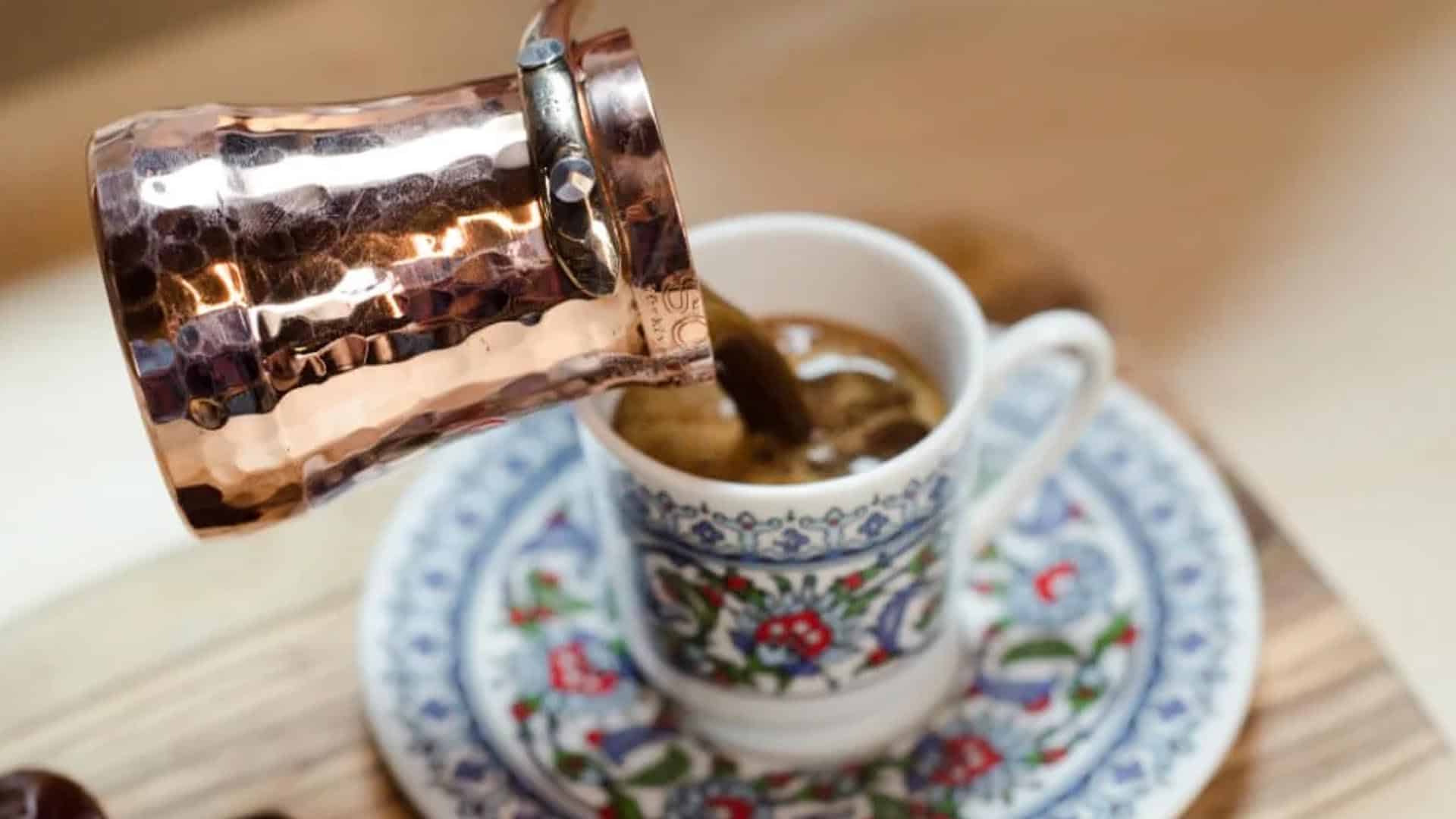 ارتباط با جهان غیب در فال قهوه