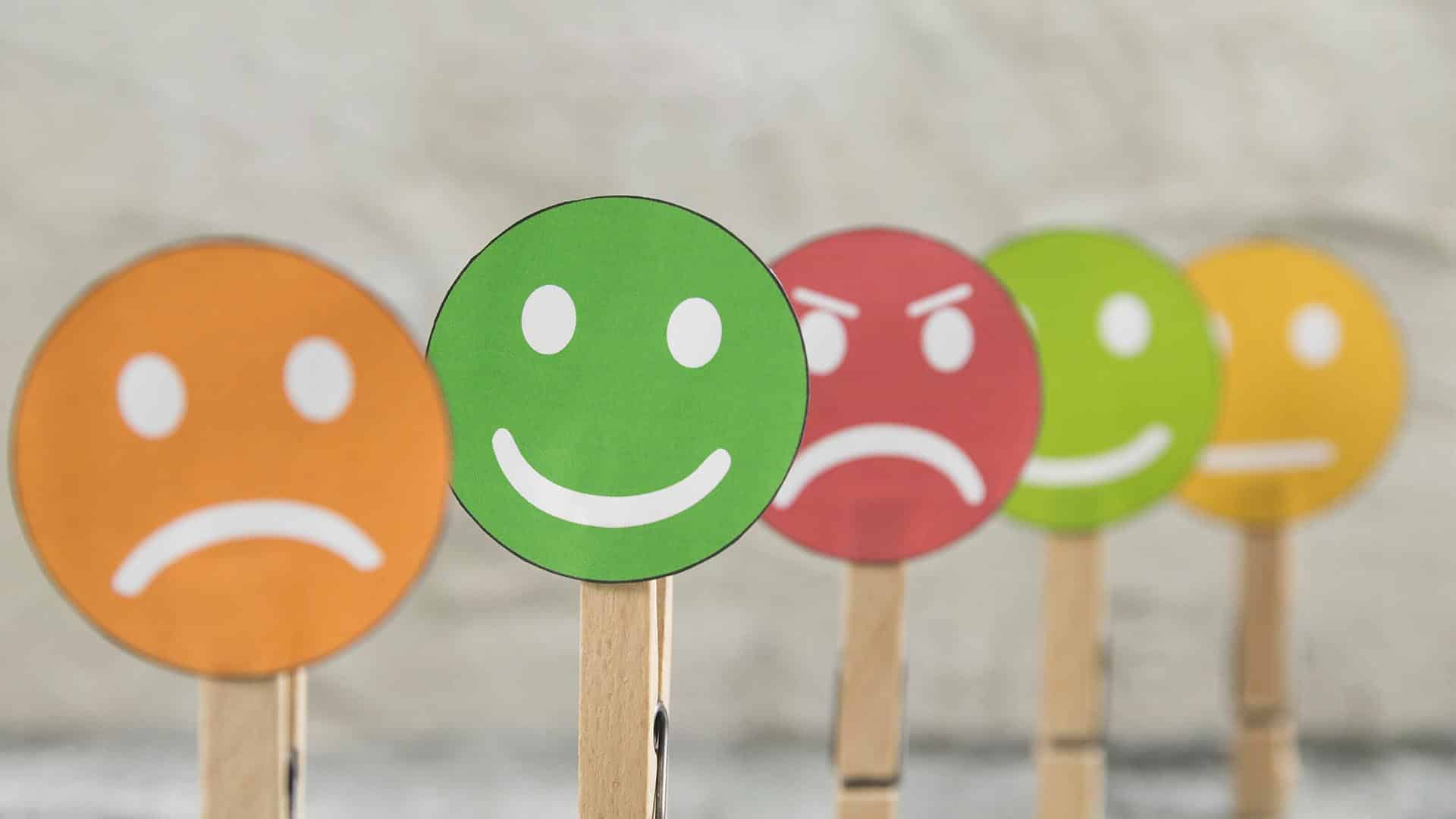 تاثیرات عاطفی و روحی فال قهوه در زندگی روزمره